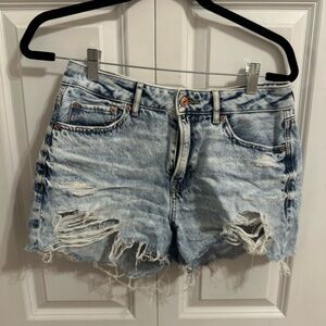 American Eagle Outfitters Light Blue Distressed Mom Jean Shorts
